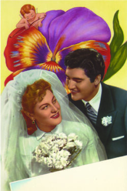 QP71 Wedding Couple Postcard